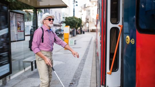 Lösungen für Sehbehinderte und Personen mit eingeschränkter Mobilität