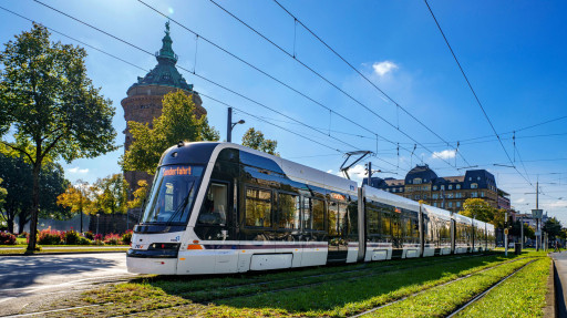 Eine Strassenbahn in Mannheim