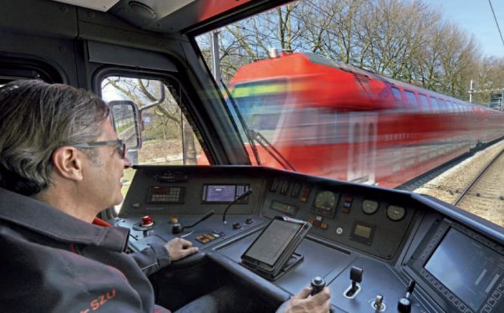 Leitstellentechnik für den schienengebundenen Personenverkehr